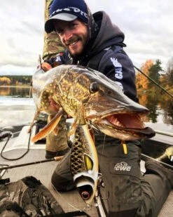 Strike Pro Trueglide Guppie 13,5cm 120g 7 Strike Pro Trueglide Guppie 13,5cm 120g -Angelgeschäft 29 EG208 TR001r 3